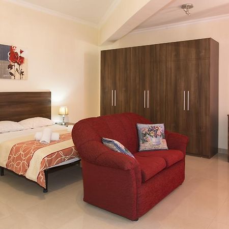 Belmont Court Apartments Аура Экстерьер фото